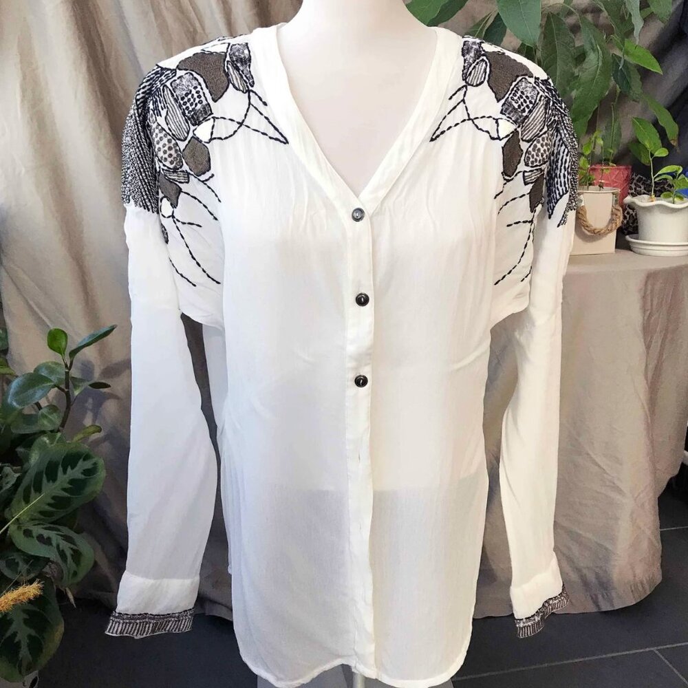 NU Denmark sequin and beads blouse / White abstract geometric blouse / Size larg